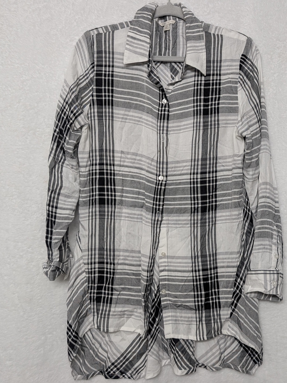Cato Black & White Plaid Button-Down Shirt